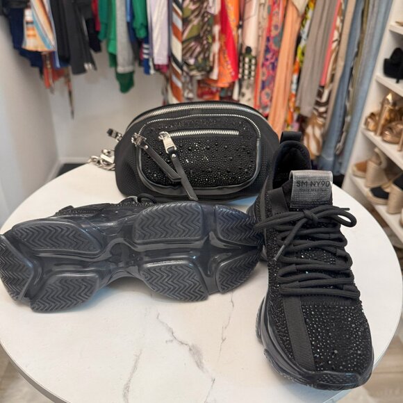 Steve Madden Sneakers with Matching Fanny Pack, multiple colors, size 7 - Picture 4 of 6